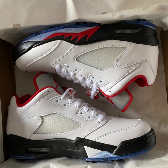 Jordan V Low Golf Shoes - Picture 5 of 8